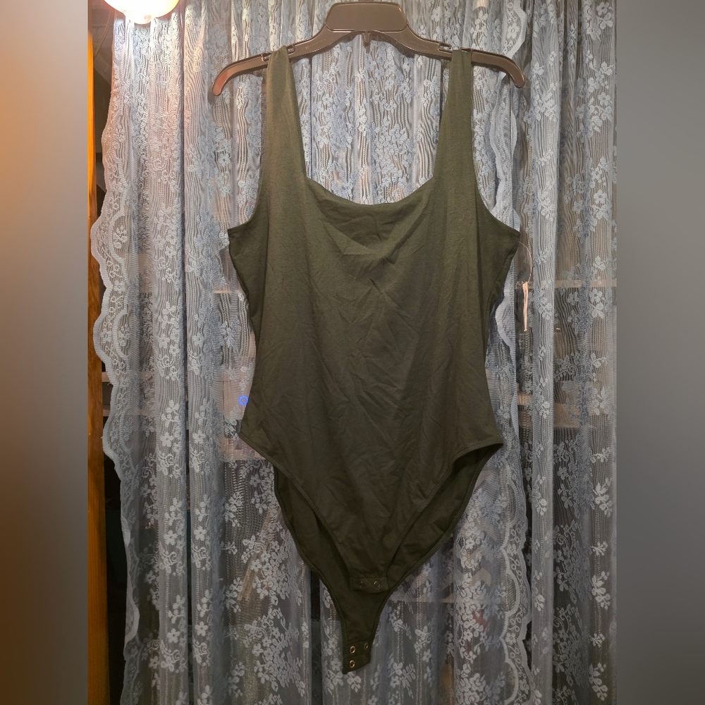 NWT Old Navy Emerald Green Bodysuit